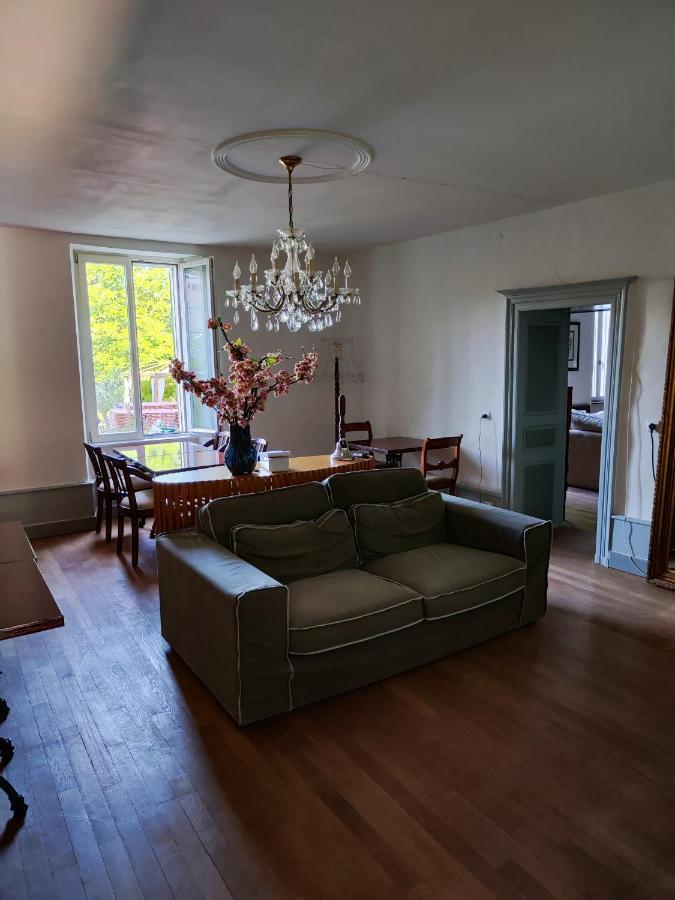 Maison Egalite Melay  Buitenkant foto